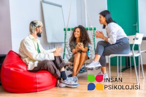 Sosyal Psikolojinin Derinlikleri: İnsan Davranışlarını Şekillendiren Gizli Dinamikler